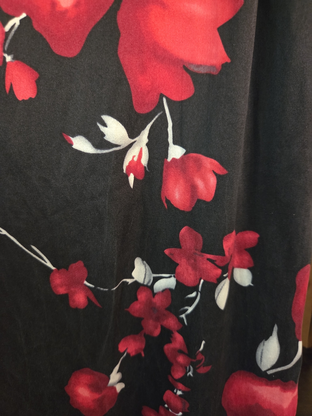Vintage White House Black Market Black & Red Floral Silk-Blend Chamise - Size S - Picture 5 of 8